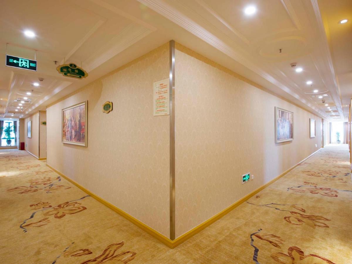 Vienna International Hotel Shenzhen Guangming Avenue Εξωτερικό φωτογραφία