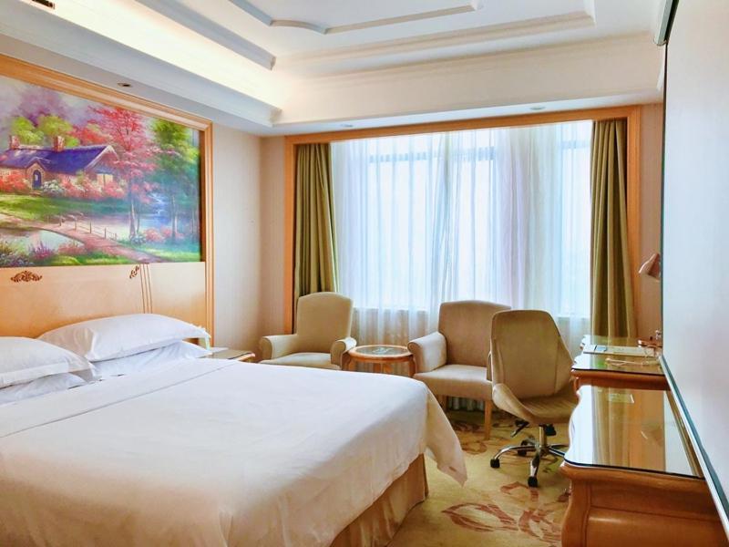 Vienna International Hotel Shenzhen Guangming Avenue Εξωτερικό φωτογραφία